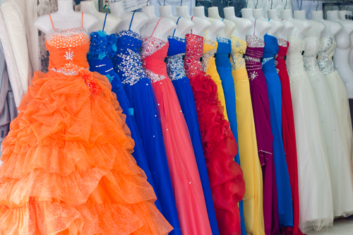 Tham khapr chợ váy cưới giá rẻ ở Sài Gòn